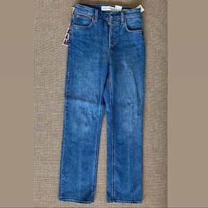 ARITZIA | Denim Forum the arlo high rise straight 28L in My Bleu L’Amour • 25